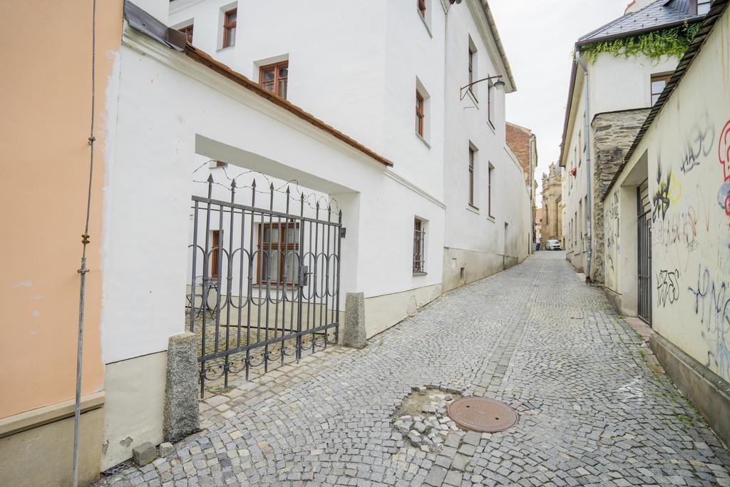 Studio Ztracena 8 Olomouc Buitenkant foto